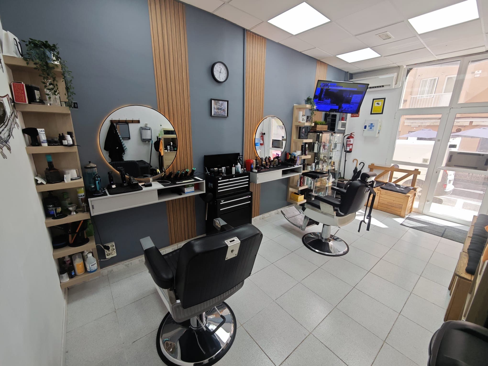 Interior de Barbería El Estimado 10