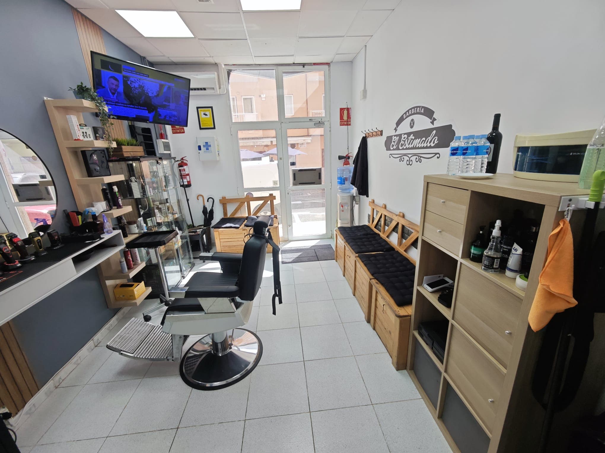 Interior de Barbería El Estimado 5