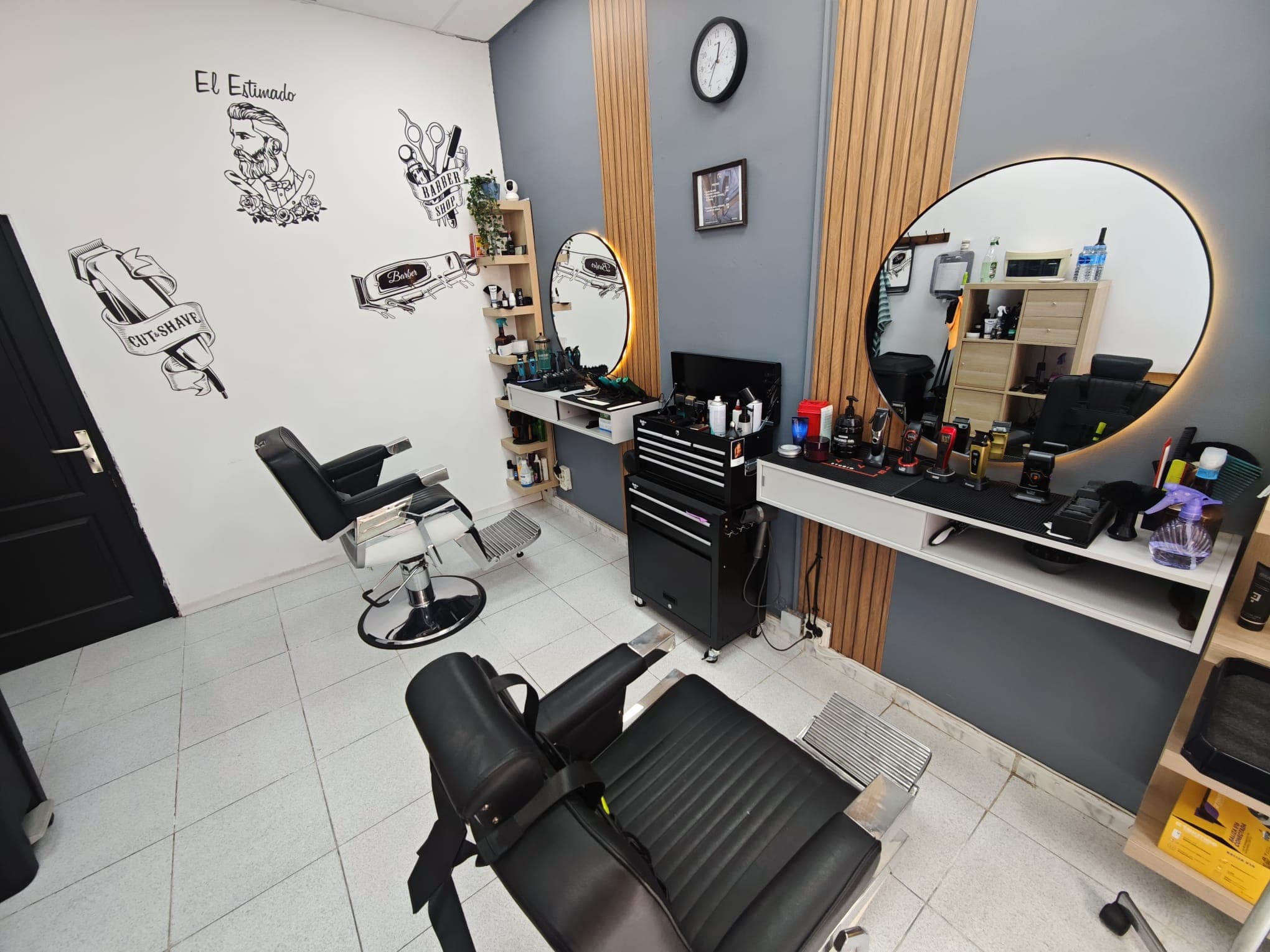 Interior de Barbería El Estimado 8